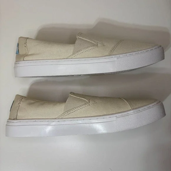 TOMS‎ Slip On Casual Shoes Womens Size 8.5 Canvas Beige Comfort Sneakers Neutral - Picture 4 of 9
